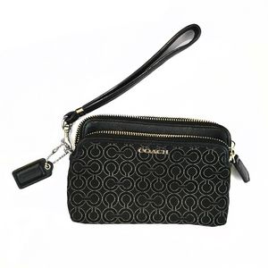 Coach Wristlet 💕